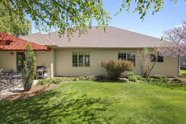 405 Lindsay Way, Cottage Grove, WI 53527