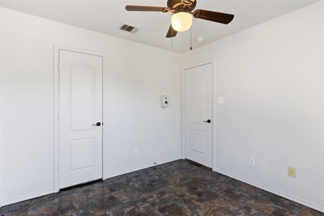 602 Yosemite TRL, Taylor, TX 76574