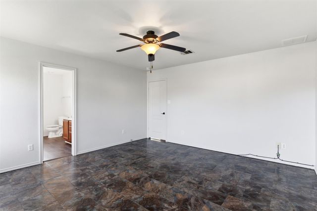 602 Yosemite TRL, Taylor, TX 76574