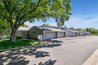 2666 Mackubin Street, Roseville, MN 55113
