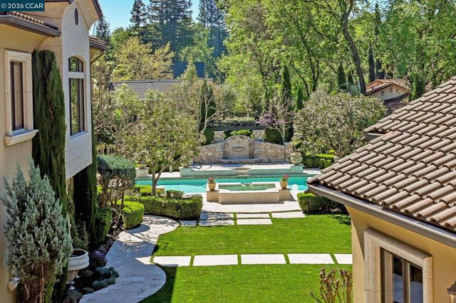 2080 Calle Los Callados, Diablo, CA 94528