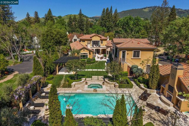 2080 Calle Los Callados, Diablo, CA 94528