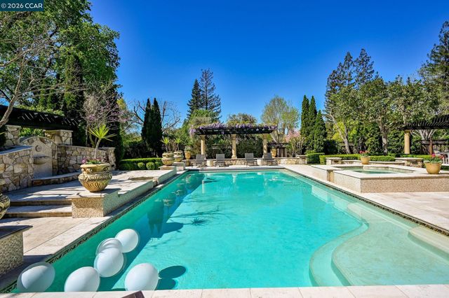 2080 Calle Los Callados, Diablo, CA 94528