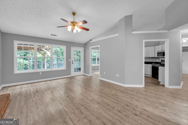 271 Jackson Park Drive, Hoschton, GA 30548