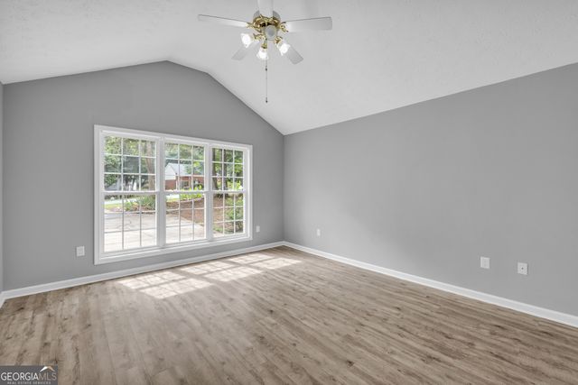 271 Jackson Park Drive, Hoschton, GA 30548