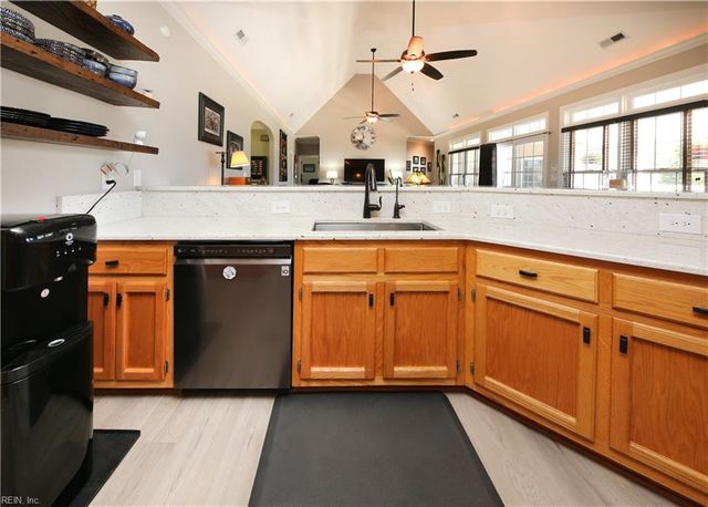 920 Beaver Dam RD, Chesapeake, VA 23322