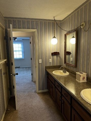 425 Jones Mill Rd, La Vergne, TN 37086
