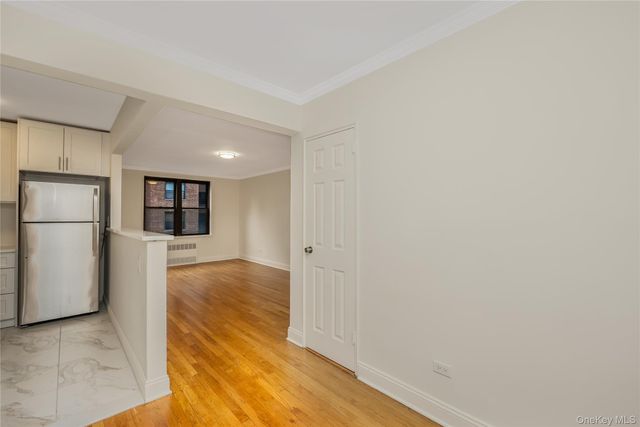 150-10 71st Avenue 2K, Kew Garden Hills, NY 11367