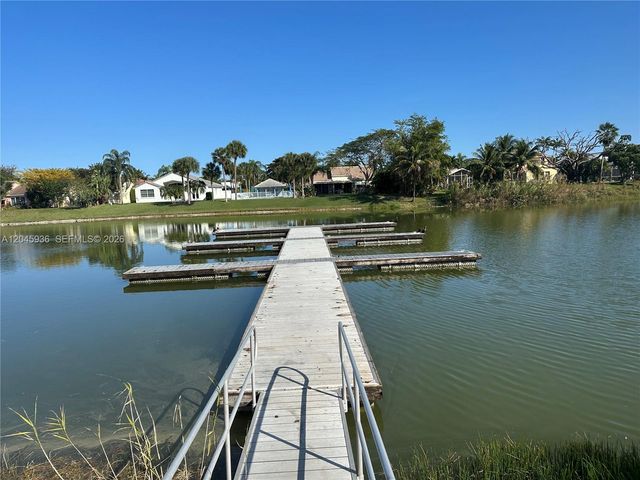 2361 NW 33rd St 604, Oakland Park, FL 33309