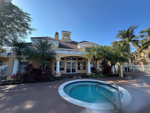 2361 NW 33rd St 604, Oakland Park, FL 33309