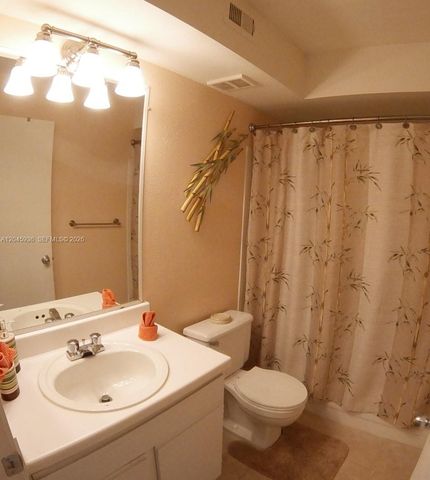 2361 NW 33rd St 604, Oakland Park, FL 33309