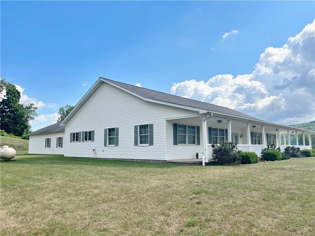 568 Buckley Lane, Almond, NY 14804