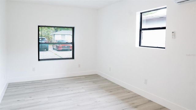 15 N SATURN AVENUE, Clearwater, FL 33755