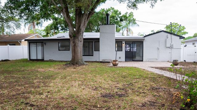 15 N SATURN AVENUE, Clearwater, FL 33755