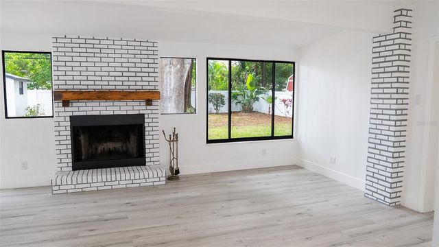 15 N SATURN AVENUE, Clearwater, FL 33755