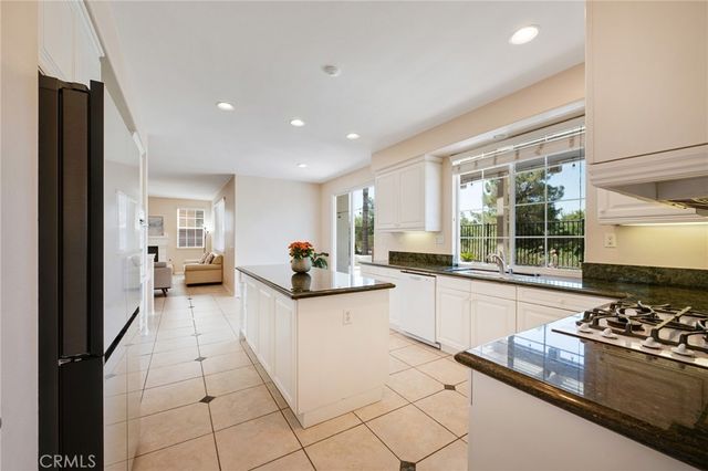 45339 Tiburcio, Temecula, CA 92592