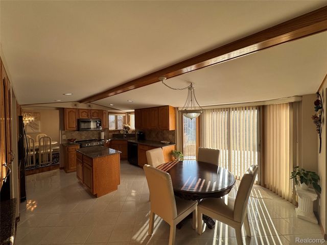 48583 Tilch Road, Macomb Township, MI 48044