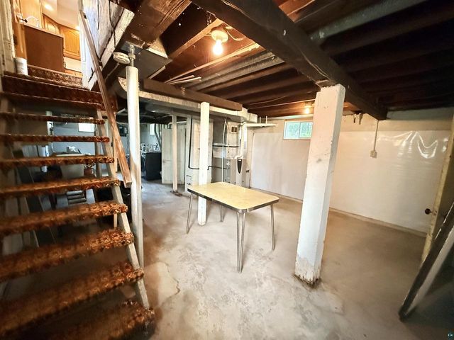 2905 E 5th St, Superior, WI 54880