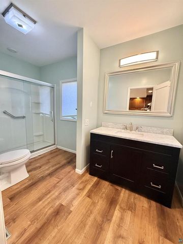 2905 E 5th St, Superior, WI 54880