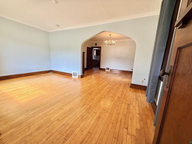2905 E 5th St, Superior, WI 54880