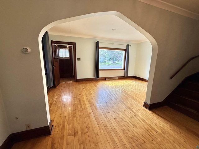 2905 E 5th St, Superior, WI 54880