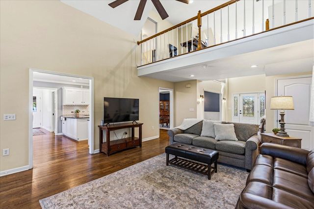 11900 Country Estates Drive, Apison, TN 37302