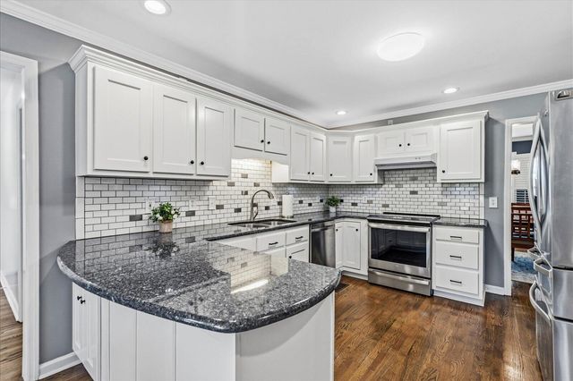 11900 Country Estates Drive, Apison, TN 37302