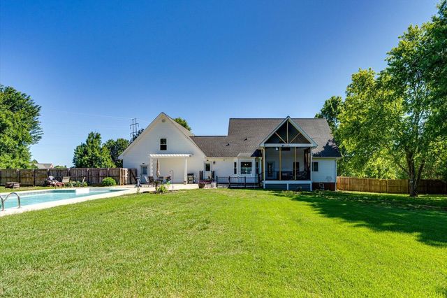 11900 Country Estates Drive, Apison, TN 37302