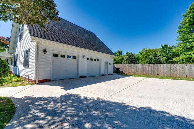 11900 Country Estates Drive, Apison, TN 37302