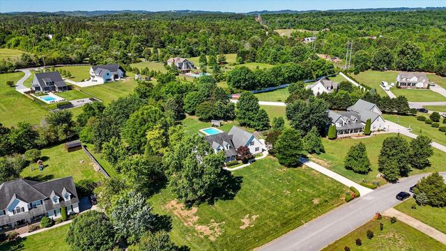 11900 Country Estates Drive, Apison, TN 37302