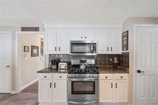 8775 Raulli Drive, Cicero, NY 13039
