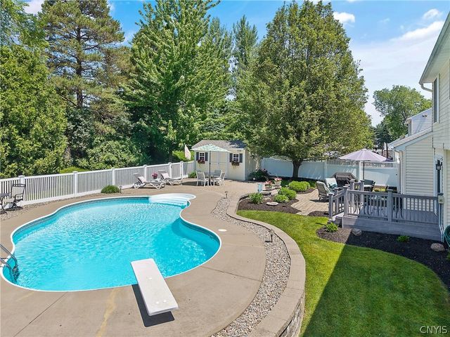 8775 Raulli Drive, Cicero, NY 13039