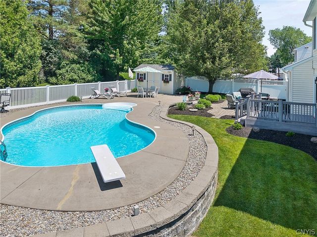8775 Raulli Drive, Cicero, NY 13039