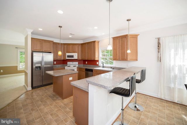 15722 BRANDYWINE RD, Dumfries, VA 22025