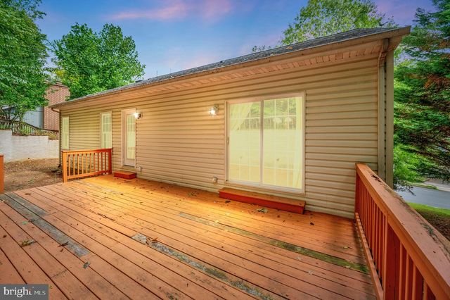 15722 BRANDYWINE RD, Dumfries, VA 22025