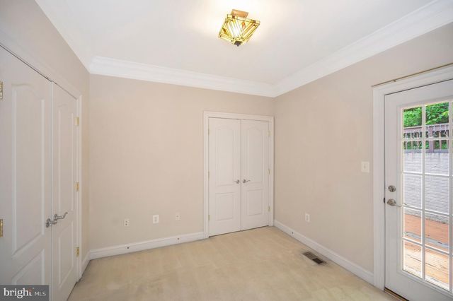 15722 BRANDYWINE RD, Dumfries, VA 22025