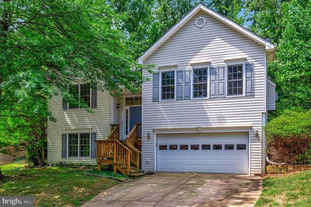 15722 BRANDYWINE RD, Dumfries, VA 22025