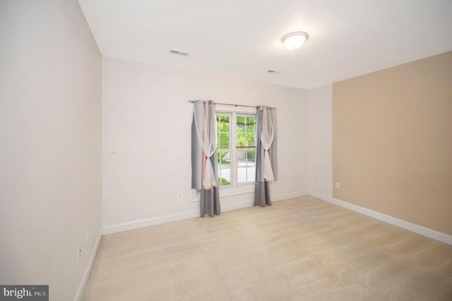 15722 BRANDYWINE RD, Dumfries, VA 22025