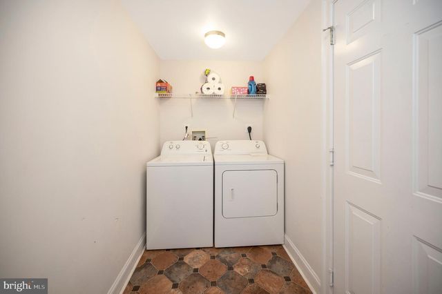 15722 BRANDYWINE RD, Dumfries, VA 22025