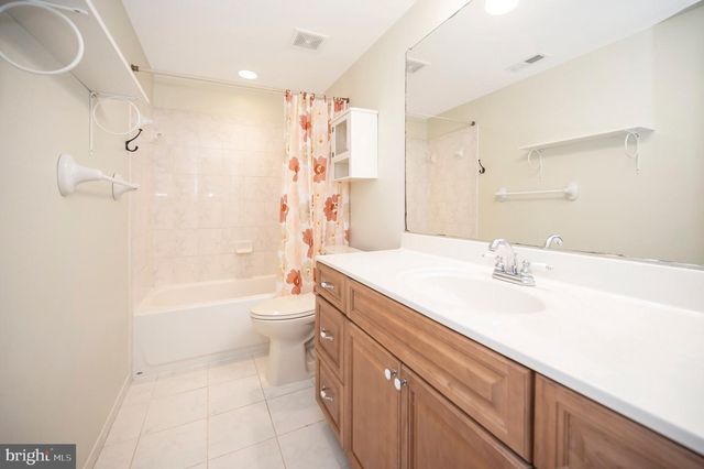 15722 BRANDYWINE RD, Dumfries, VA 22025