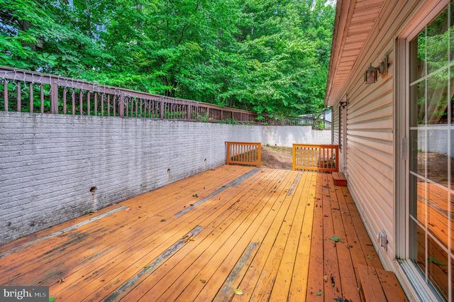 15722 BRANDYWINE RD, Dumfries, VA 22025