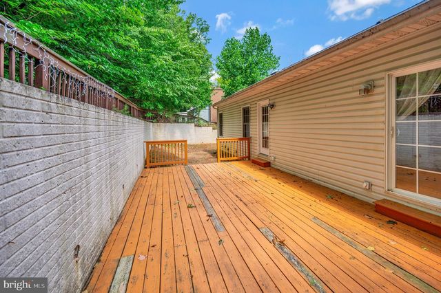 15722 BRANDYWINE RD, Dumfries, VA 22025