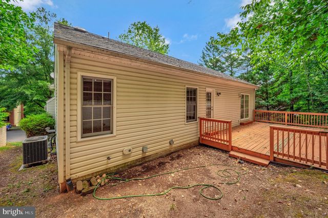 15722 BRANDYWINE RD, Dumfries, VA 22025
