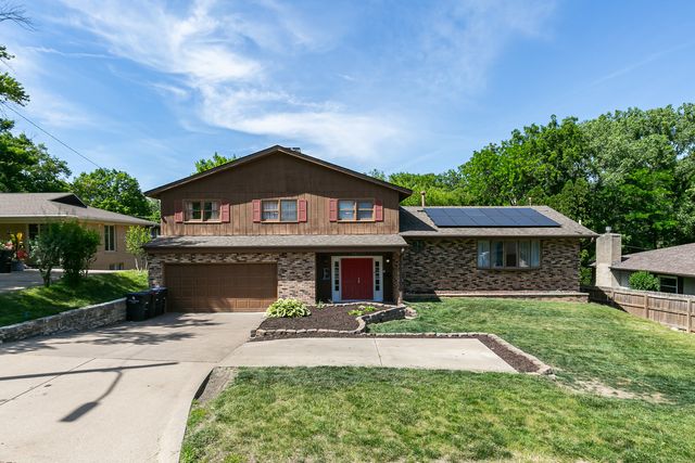 4509 39th Avenue, Rock Island, IL 61201