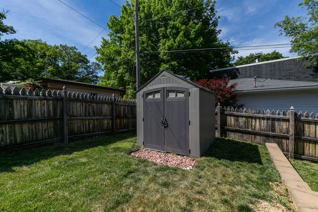 4509 39th Avenue, Rock Island, IL 61201