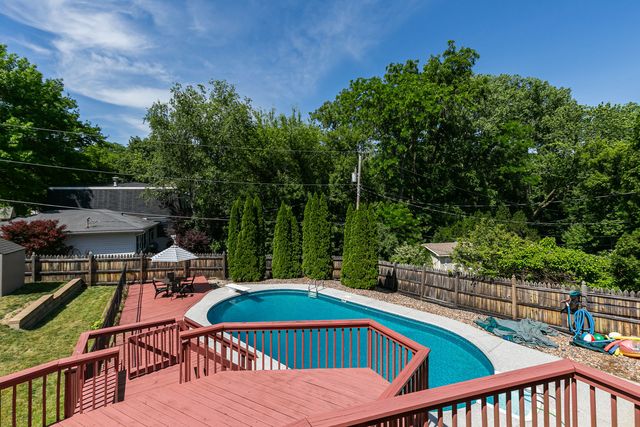 4509 39th Avenue, Rock Island, IL 61201
