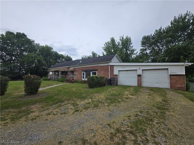 1427 Hawn Street, Youngstown, OH 44506