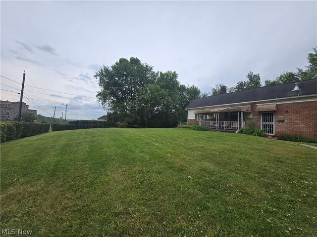 1427 Hawn Street, Youngstown, OH 44506