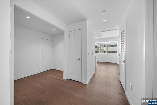 800 Ave At Port Imperial Boulevard 914, Weehawken, NJ 07086