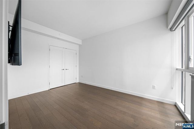 800 Ave At Port Imperial Boulevard 914, Weehawken, NJ 07086
